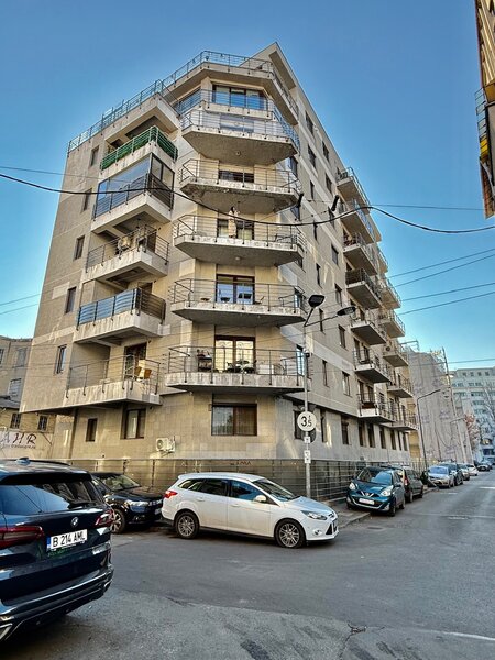 Unirii, Casa Poporului apartament 2 camere de vanzare, parcare subterana